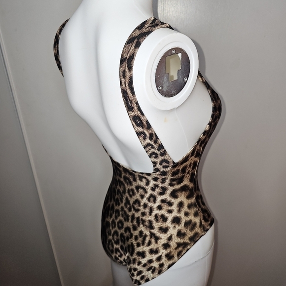 Shreanu Activity Swimsuit - Picture 16 of 16